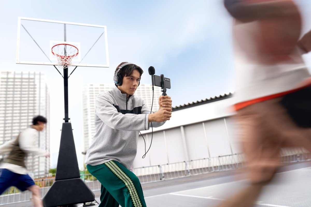 Creator monitoring a recording made with the Sony ECM-AX10 phone microphone